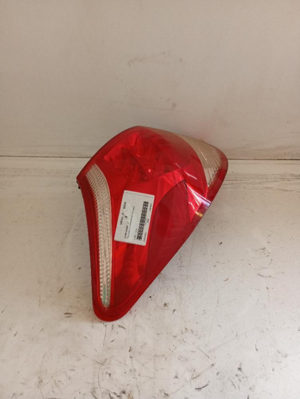 Faro Posteriore Sinistro Toyota RAV 4 2005 – 2008