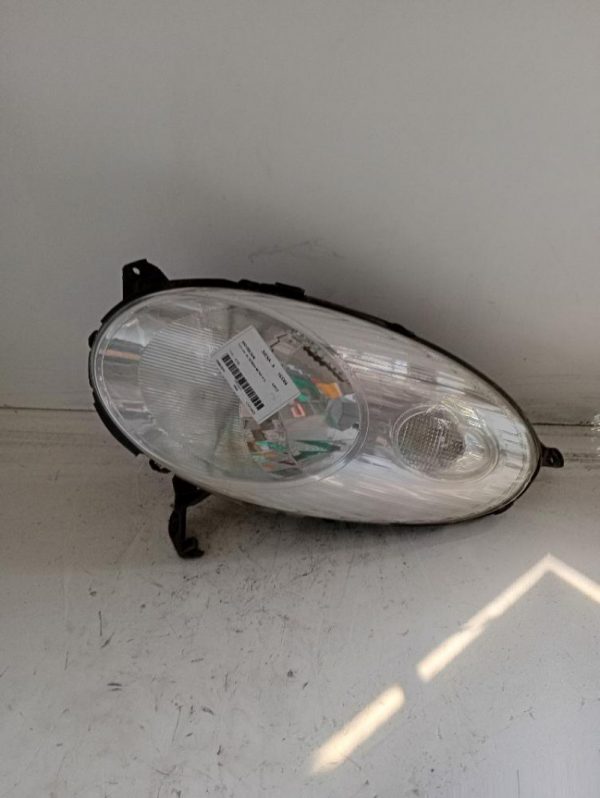Faro Anteriore Sinistro Nissan Micra K12 2002 – 2007
