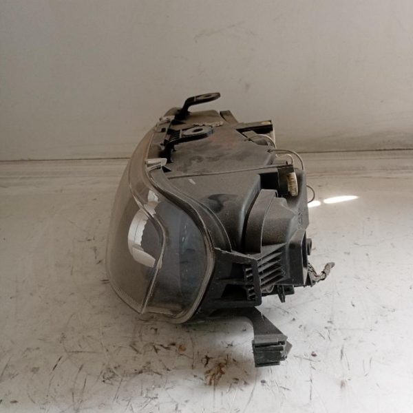 Faro Anteriore Sinistro Fiat Punto 1999 – 2003