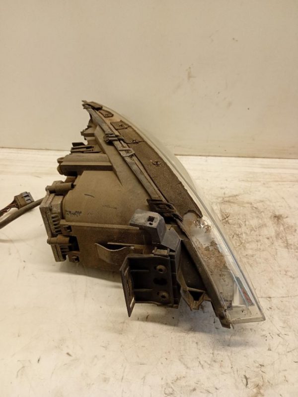 Faro Anteriore Sinistro XENON Ford Mondeo 2000 – 2003