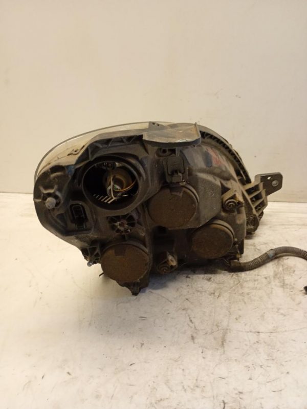 Faro Anteriore Sinistro Iveco Daily 2006 – 2009