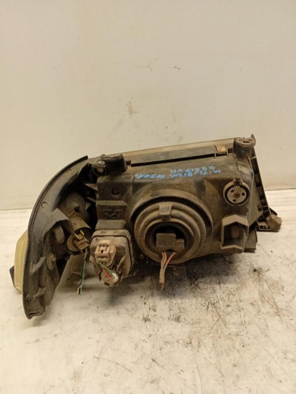 Faro Anteriore Sinistro Mitsubishi Pajero Sport 1996 – 2005