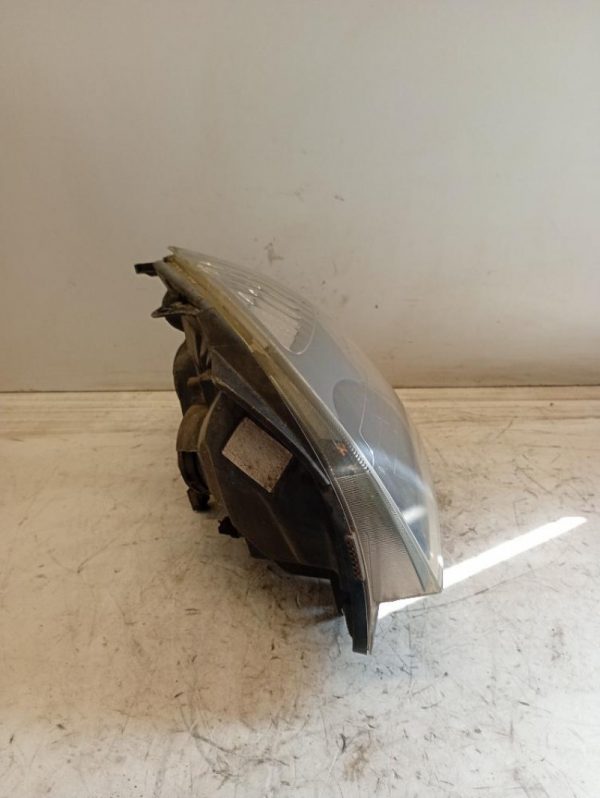 Faro Anteriore Sinistro Renault Clio 2001 – 2005