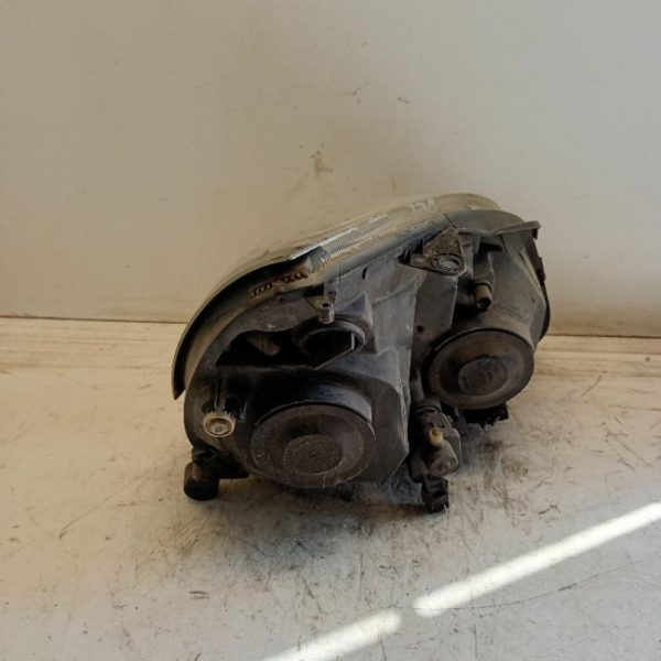 Faro Anteriore Sinistro Renault Clio 2001 – 2005