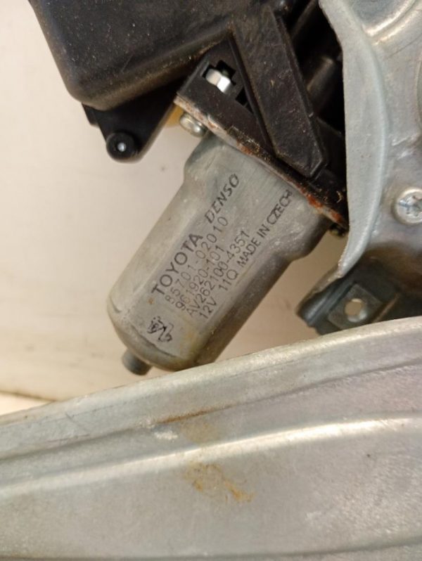 Motorino Alzavetro Posteriore Sinistro Toyota Auris 2012 – 2015