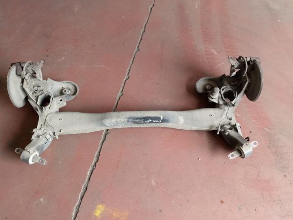 Ponte Posteriore Peugeot 308 HN01