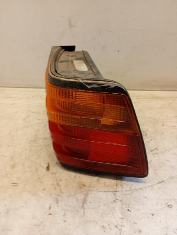 Faro Posteriore Destro Mercedes-Benz Classe E W124 1993 – 1997