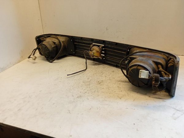 Mascherina Anteriore comprensiva di Fari e Frecce Piaggio Ape TM P703 1996 – 2016