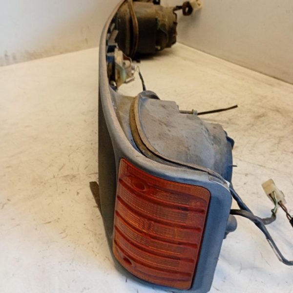 Mascherina Anteriore comprensiva di Fari e Frecce Piaggio Ape TM P703 1996 – 2016
