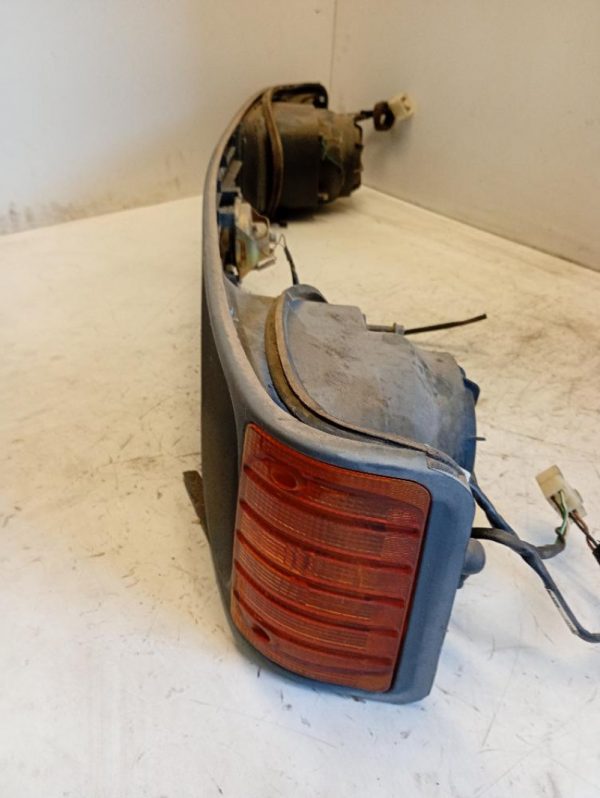 Mascherina Anteriore comprensiva di Fari e Frecce Piaggio Ape TM P703 1996 – 2016