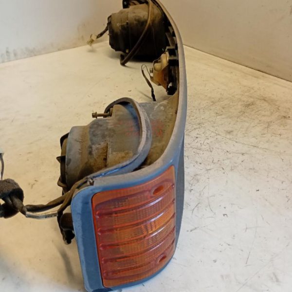 Mascherina Anteriore comprensiva di Fari e Frecce Piaggio Ape TM P703 1996 – 2016