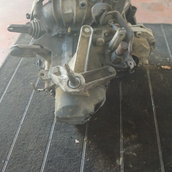Cambio Dacia Logan KM7F7