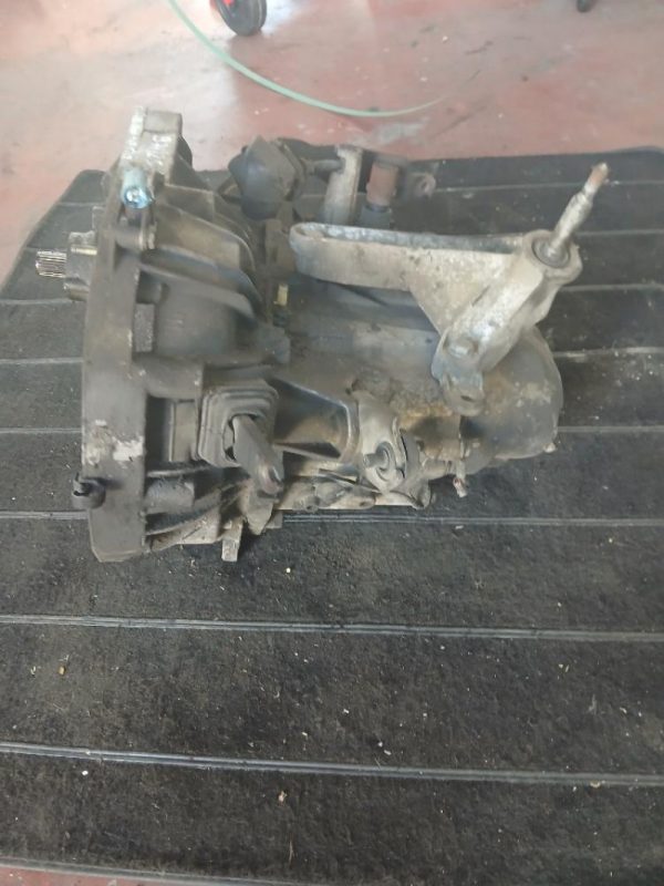 Cambio Dacia Logan KM7F7