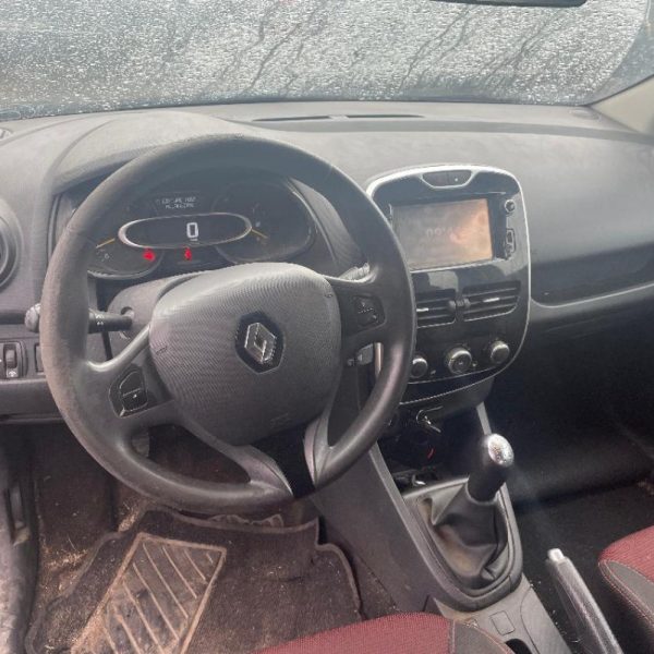 Renault Clio Sporter SW 4a Serie Anno 2015 | Veicolo Intero | SOLO PER RICAMBI