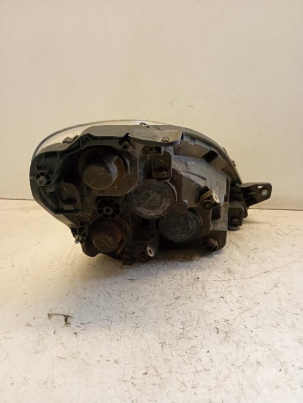 Faro Anteriore Sinistro Iveco Daily 2011 – 2014