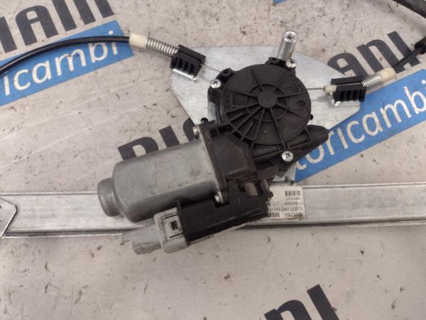 Alzavtero Anteriore Sinistro Fiat Scudo 2007 – 2016