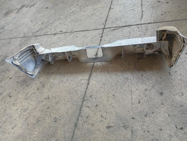 Paraurti Posteriore Mitsubishi Pajero 1997 – 2000