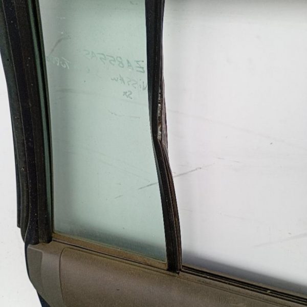 Porta Posteriore Sinistra Nissan Patrol Y61 1997 – 2004