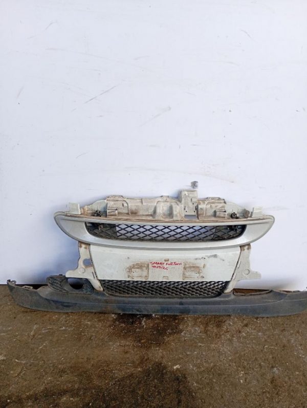 Paraurti / Mascherina Anteriore Centrale Smart Fortwo 451 Coupé 2007 – 2012