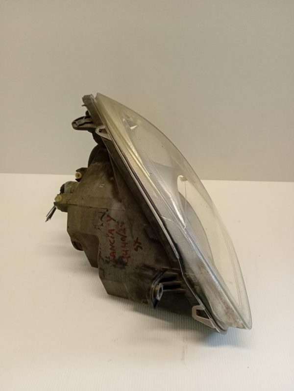 Faro Anteriore Sinistro Lancia Ypsilon Restyling 2006 – 2011