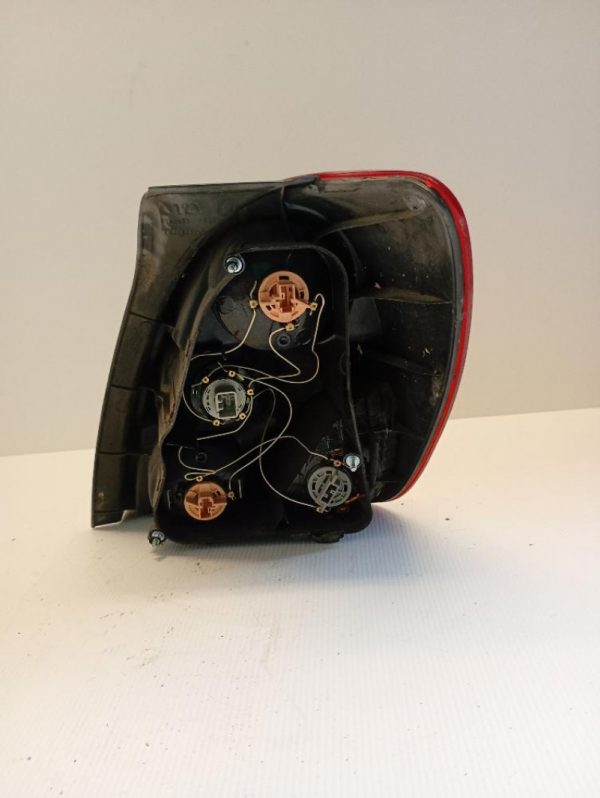 Faro Posteriore Sinistro Toyota Corolla Verso 2002 – 2004