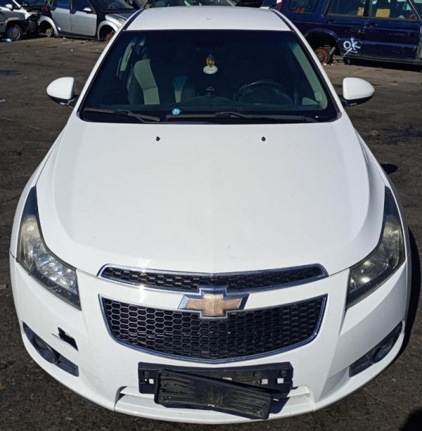 Chevrolet Cruze LT J300 Anno 2011 | Veicolo Intero | SOLO PER RICAMBI