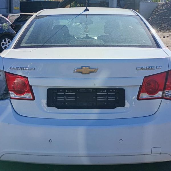 Chevrolet Cruze LT J300 Anno 2011 | Veicolo Intero | SOLO PER RICAMBI