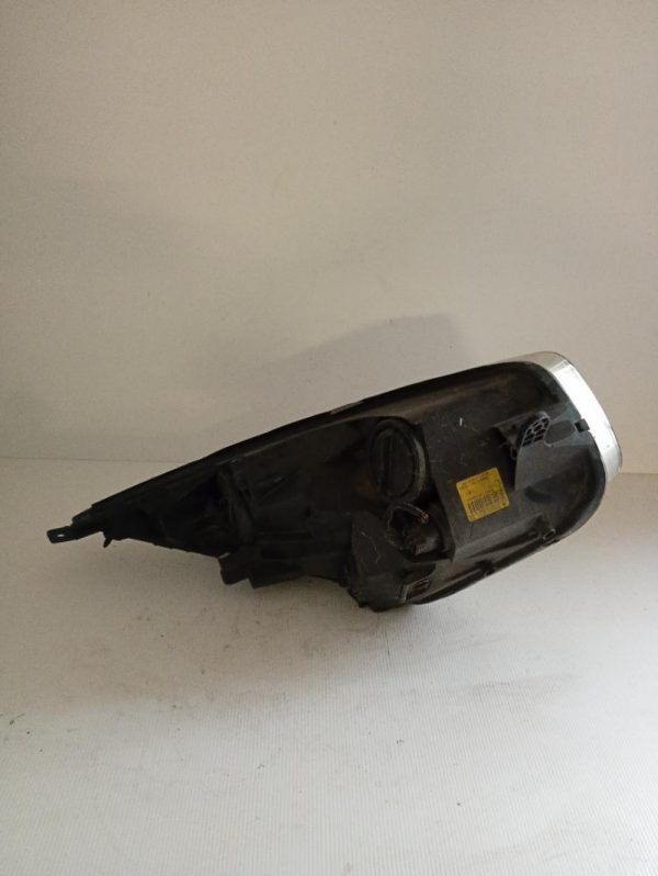Faro Anteriore Sinistro Kia Venga 2010 – 2014