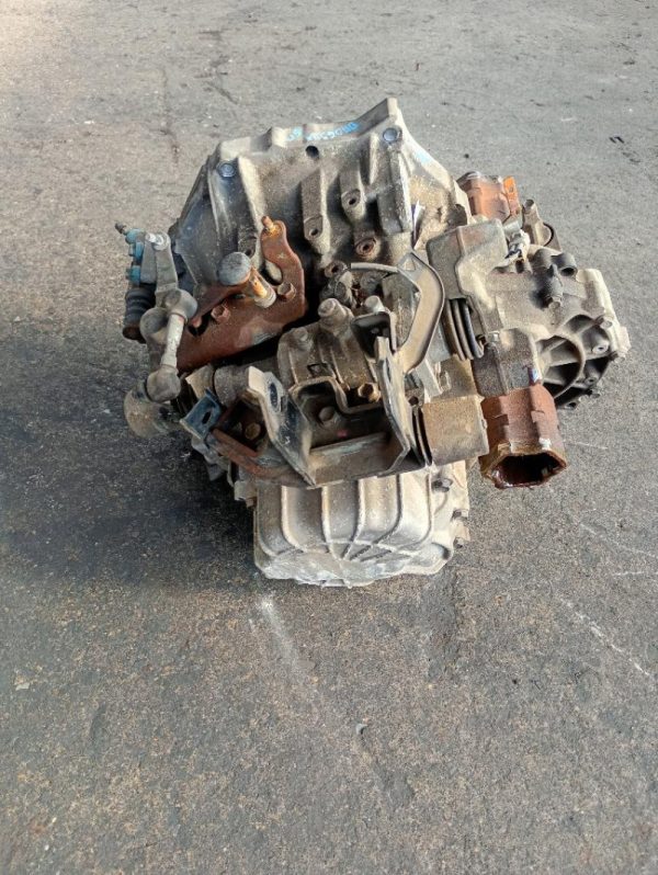 Cambio Toyota Yaris 1NDTV 2005 – 2009
