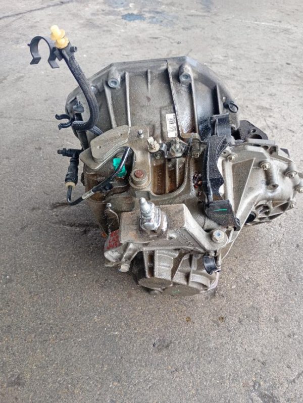Cambio manuale 6 marce Renault Laguna 2.0 D 110 KW M9RA8 2007 – 2011
