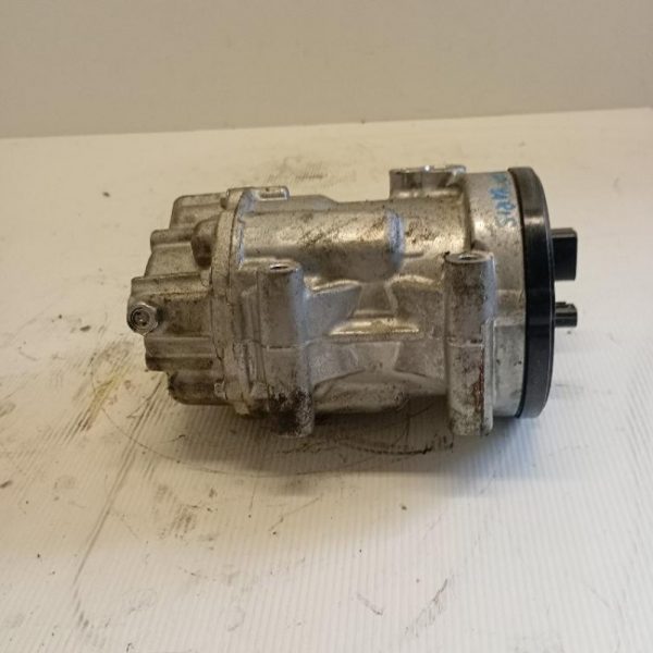 Compressore A/C Toyota Yaris Cross 1.5 Hybrid 68 KW M15A 2023 >