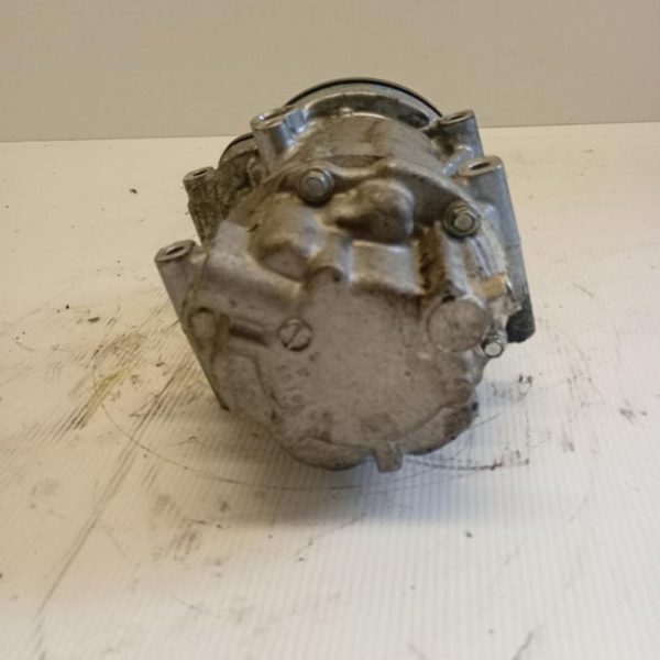 Compressore A/C Toyota Yaris Cross 1.5 Hybrid 68 KW M15A 2023 >