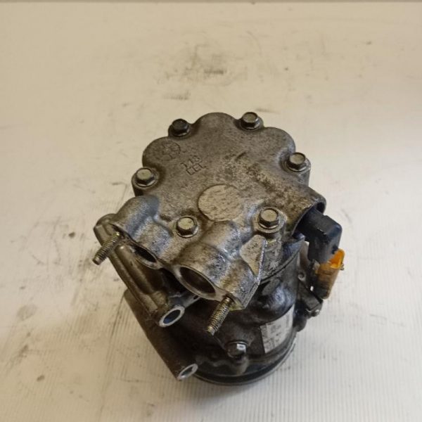 Compressore A/C Peugeot 208 1.4 VTi 70 KW 8F02 2012 – 2016