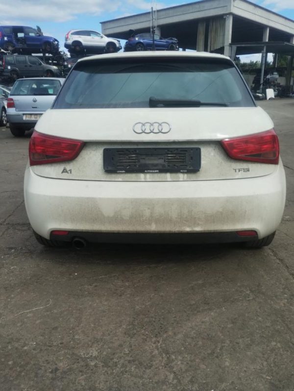 Audi A1 (8X) Anno 2010 | Veicolo Intero | SOLO PER RICAMBI