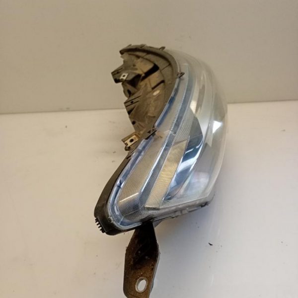 Faro / Fanale / Proiettore Anteriore Destro Iveco Daily 2014 – 2018