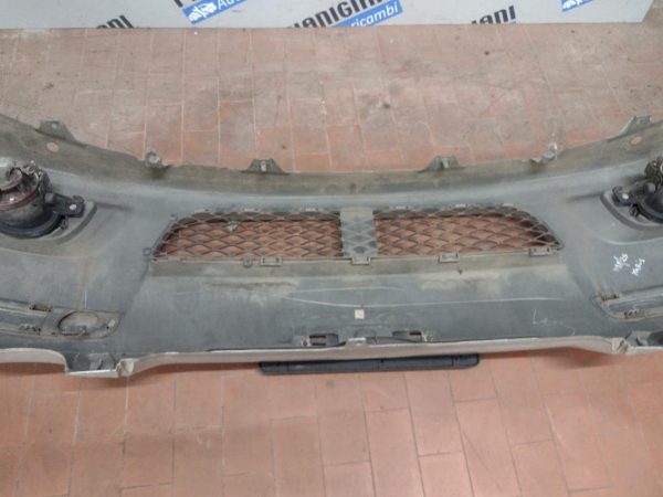 Paraurti Anteriore Toyota Yaris 2005