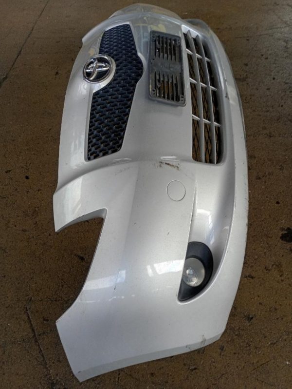 Paraurti Anteriore Toyota Yaris 2a Serie con fendinebbia 2005 – 2009