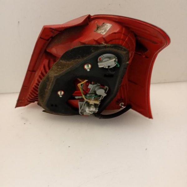 Faro / Fanale / Proiettore Posteriore Sinistro Toyota Yaris 2005 – 2009