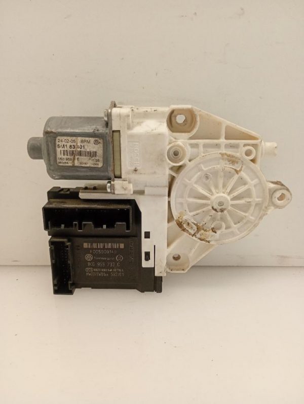 Motorino Alzavetro Anteriore Sinistro Volkswagen Golf Plus 2004 – 2009