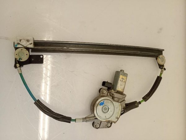 Alzavetro / Alzacristallo Anteriore Sinistro Alfa Romeo 147 2a Serie 2004 – 2010