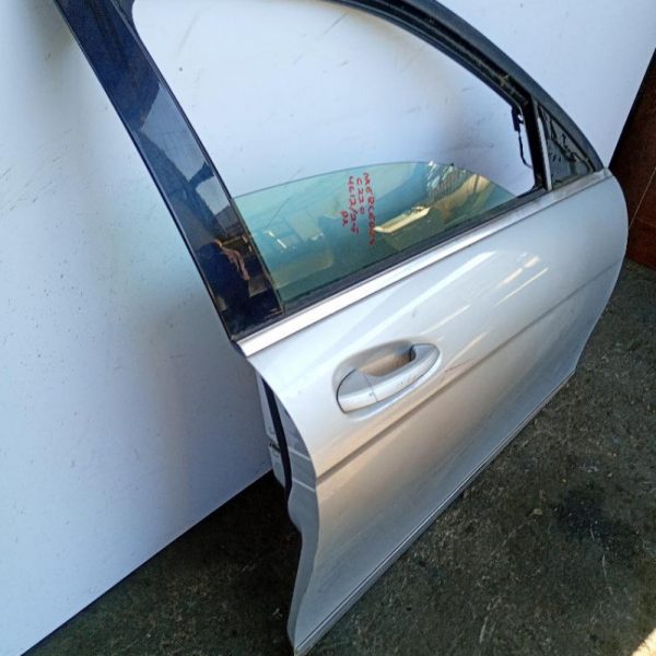 Porta / Portiera Anteriore Destra Mercedes-Benz Classe C W204 ber. 4p 2007 – 2012