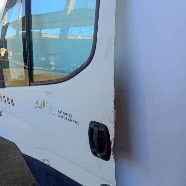 Porta / Portiera Anteriore Sinistra Iveco Daily 2014 – 2019