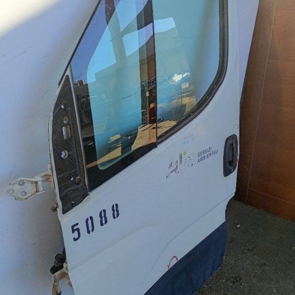 Porta / Portiera Anteriore Sinistra Iveco Daily 2014 – 2019