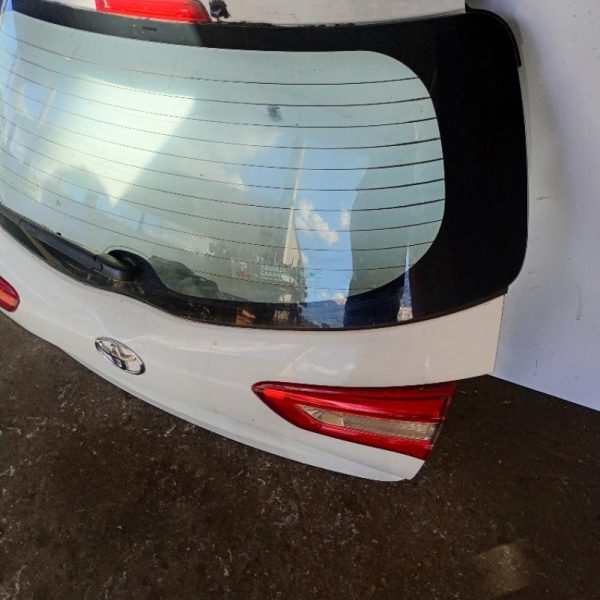 Portellone / Bagagliaio Posteriore Toyota Yaris 3a Serie 2° Restyling 2017 – 2020