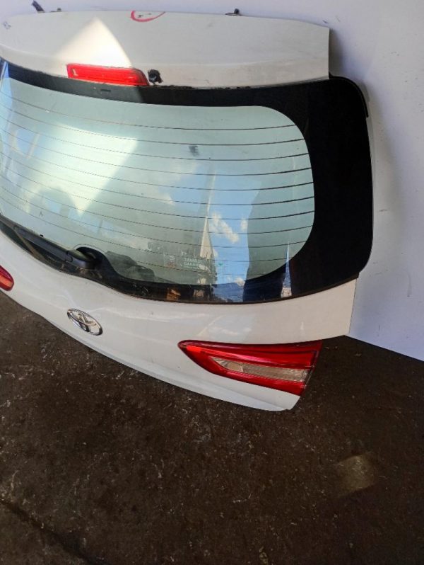 Portellone / Bagagliaio Posteriore Toyota Yaris 3a Serie 2° Restyling 2017 – 2020