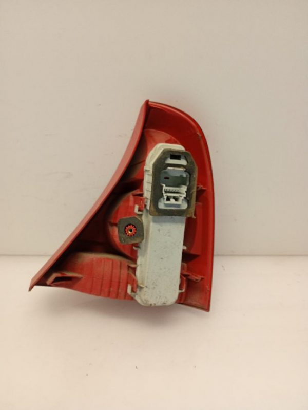 Faro / Fanale Posteriore Sinistro Renault Clio 2a Serie 2001 – 2005