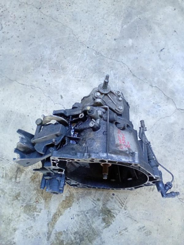 Cambio manuale 5 marce Peugeot 308 1.6 HDi 68 KW 9H06 2011 – 2015