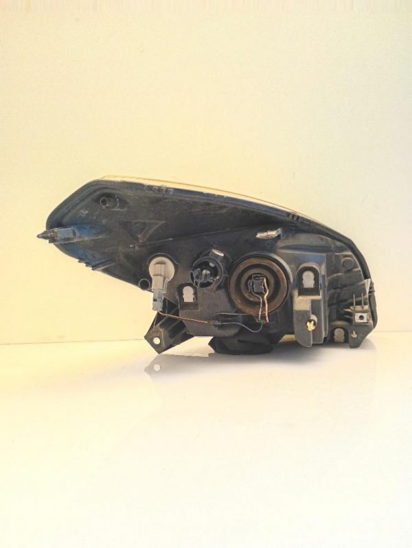 Faro / Fanale / Proiettore Anteriore Sinistro Dacia Sandero 2008 – 2012