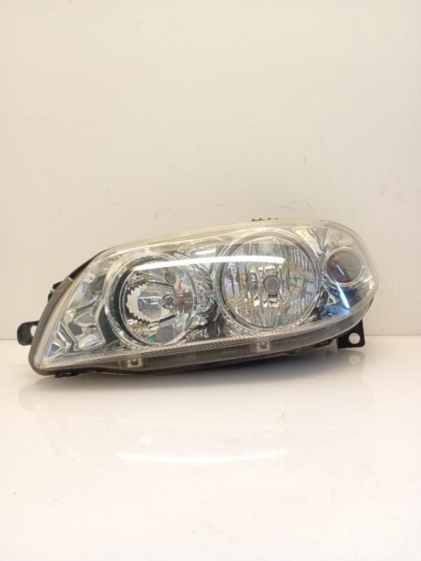 Faro Anteriore Sinistro Fiat Punto 3a Serie / Classic 2005 – 2012