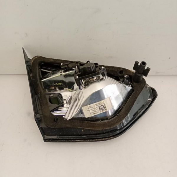 Faro / Fanale Posteriore Interno Destro Opel Crossland 2021 >
